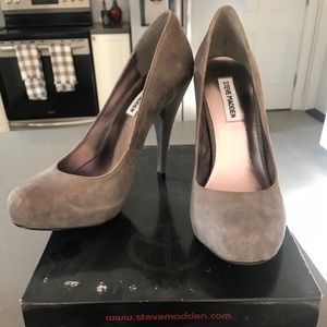 Brand new grey suede heels